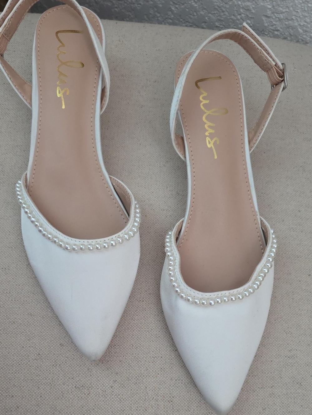 Lulu's White Pearl-Trim Pointed Slingback Flats Sz. 7